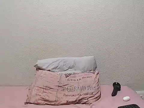 Snapshot of Busty42DDZA chatting on 03/07/26, 05:43 Busty42DDZA online show from 03/07/26, 05:43