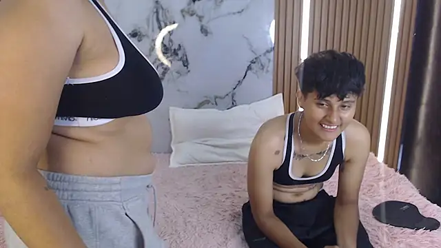 Snapshot of vicky_wel chatting on 04/17/26, 07:50 vicky wel online show from 04/17/26, 07:50