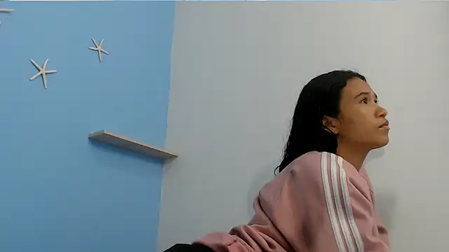 zoecute5817 online show from 05/28/26, 01:36