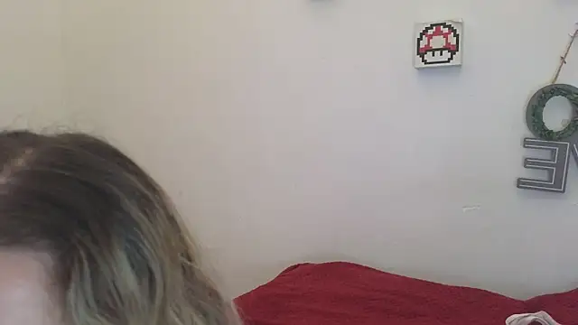Snapshot of Caroline_hernandes chatting on 04/28/26, 12:54 Caroline hernandes online show from 04/28/26, 12:54