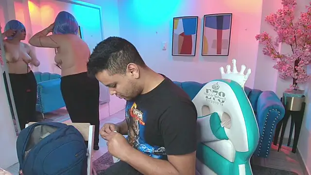 Snapshot of TarlyWho chatting on 03/28/26, 03:39 TarlyWho online show from 03/28/26, 03:39