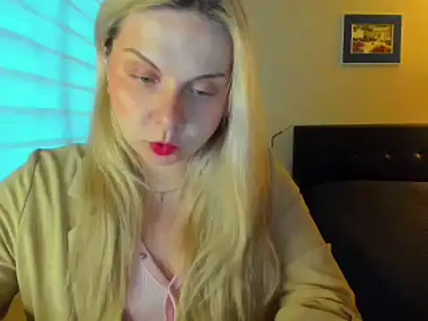 Snapshot of callme_iva chatting on 03/30/26, 02:18 callme iva online show from 03/30/26, 02:18