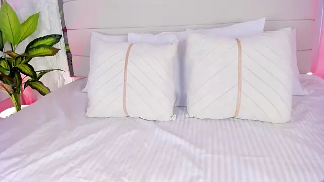 Snapshot of AitanaNoa chatting on 04/08/26, 08:09 AitanaNoa online show from 04/08/26, 08:09