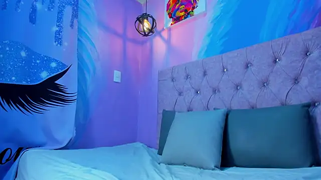 Snapshot of Kat_44 chatting on 03/13/26, 07:09 Kat 44 online show from 03/13/26, 07:09