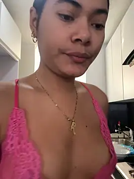 Snapshot of Sweetroseof chatting on 04/09/26, 01:27 Sweetroseof online show from 04/09/26, 01:27