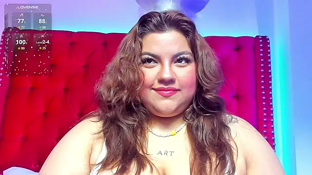 Snapshot of SunnyHoney_ chatting on 03/13/26, 12:34 SunnyHoney online show from 03/13/26, 12:34