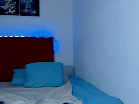 Snapshot of Angels66v chatting on 03/18/26, 02:15 Angels66v online show from 03/18/26, 02:15