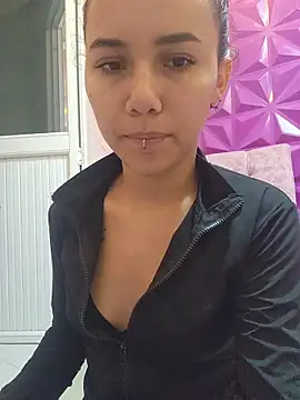 Snapshot of Isabella_Stark chatting on 03/17/26, 11:24 Isabella Stark online show from 03/17/26, 11:24