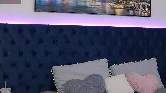 Snapshot of VenusSinclairr chatting on 03/18/26, 09:40 VenusSinclairr online show from 03/18/26, 09:40