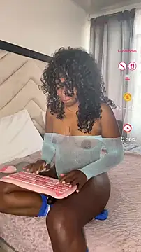 Snapshot of maryjane_ebony chatting on 04/10/26, 03:17 maryjane ebony online show from 04/10/26, 03:17