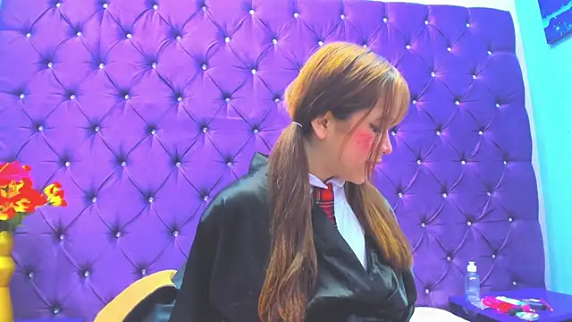 Snapshot of ZoeBarbiee chatting on 03/27/26, 03:01 ZoeBarbiee online show from 03/27/26, 03:01