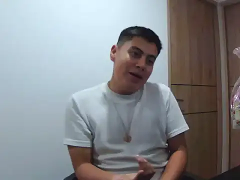 Snapshot of andres_rivera chatting on 03/04/26, 03:12 andres rivera online show from 03/04/26, 03:12