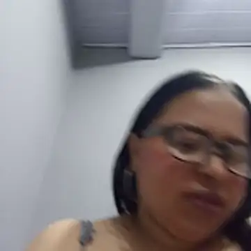 Snapshot of violetapeeveet chatting on 04/12/26, 05:34 violetapeeveet online show from 04/12/26, 05:34