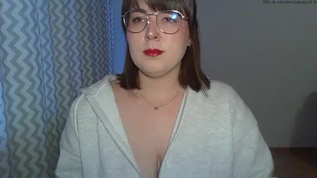 Snapshot of ClaraHard chatting on 04/22/26, 05:25 ClaraHard online show from 04/22/26, 05:25