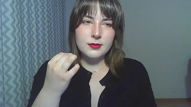 Snapshot of ClaraHard chatting on 06/12/26, 06:51 ClaraHard online show from 06/12/26, 06:51