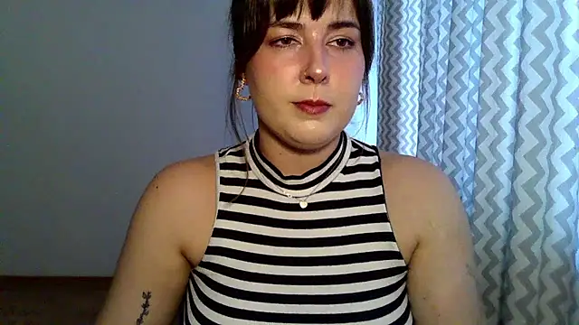 Snapshot of ClaraHard chatting on 06/28/26, 04:46 ClaraHard online show from 06/28/26, 04:46