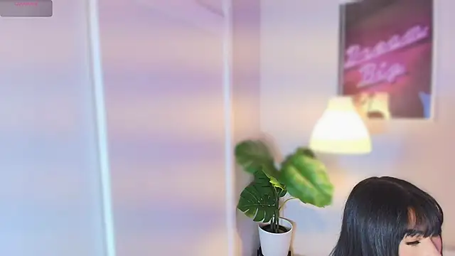 Snapshot of Jade-Naughty chatting on 03/25/26, 08:04 Jade-Naughty online show from 03/25/26, 08:04