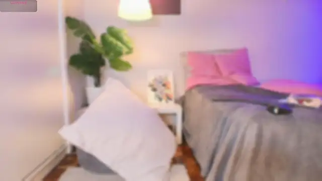 Snapshot of Jade-Naughty chatting on 03/26/26, 08:03 Jade-Naughty online show from 03/26/26, 08:03