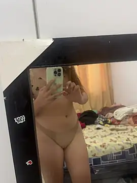 la rojita069 online show from 03/25/26, 09:54