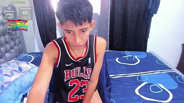 Snapshot of gomitaboy1 chatting on 03/18/26, 07:06 gomitaboy1 online show from 03/18/26, 07:06