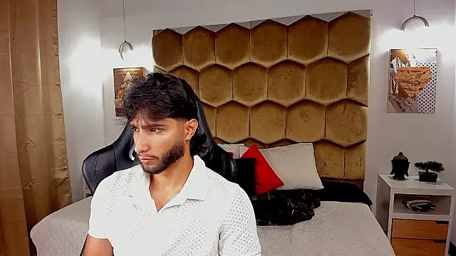 Emmet CollinsJS online show from 03/22/26, 03:54