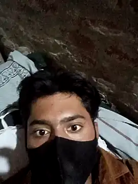 Snapshot of rockmen04 chatting on 04/15/26, 09:49 rockmen04 online show from 04/15/26, 09:49