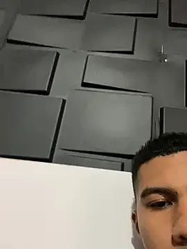 Snapshot of negro23cmdotado chatting on 04/02/26, 04:15 negro23cmdotado online show from 04/02/26, 04:15