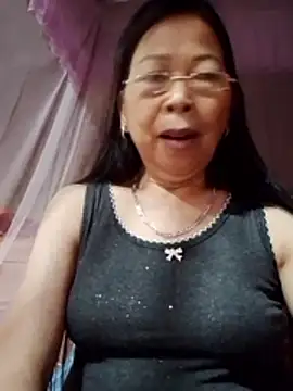 Snapshot of Sky-rain98 chatting on 03/22/26, 09:29 Sky-rain98 online show from 03/22/26, 09:29