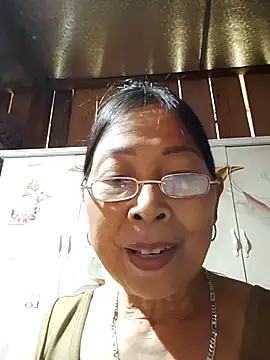 Snapshot of Sky-rain98 chatting on 04/02/26, 01:47 Sky-rain98 online show from 04/02/26, 01:47