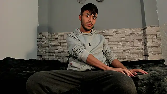 Snapshot of x_harold_x chatting on 03/19/26, 12:09 x harold x online show from 03/19/26, 12:09