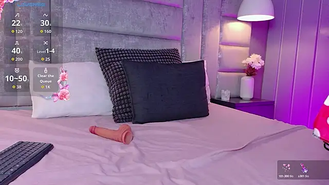 Snapshot of PaulaVegaa chatting on 04/10/26, 03:06 PaulaVegaa online show from 04/10/26, 03:06