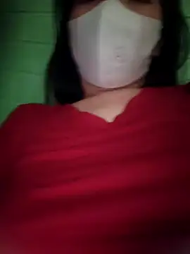 Snapshot of lucie_mehott19 chatting on 03/05/26, 04:19 lucie mehott19 online show from 03/05/26, 04:19