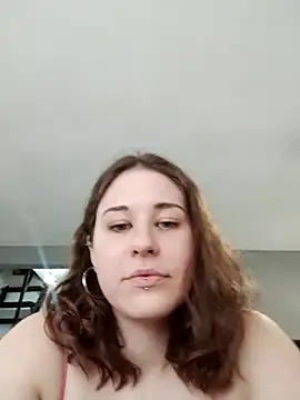 Snapshot of beluve_l chatting on 03/30/26, 05:58 beluve l online show from 03/30/26, 05:58
