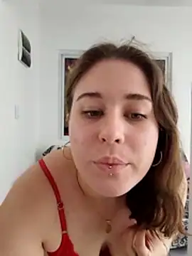 Snapshot of beluve_l chatting on 04/15/26, 05:53 beluve l online show from 04/15/26, 05:53