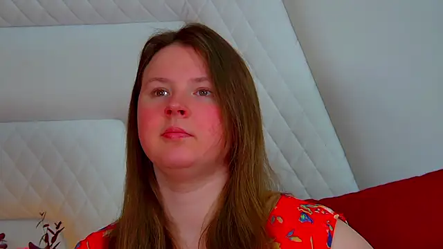 Snapshot of MelodyMoores chatting on 04/13/26, 06:30 MelodyMoores online show from 04/13/26, 06:30