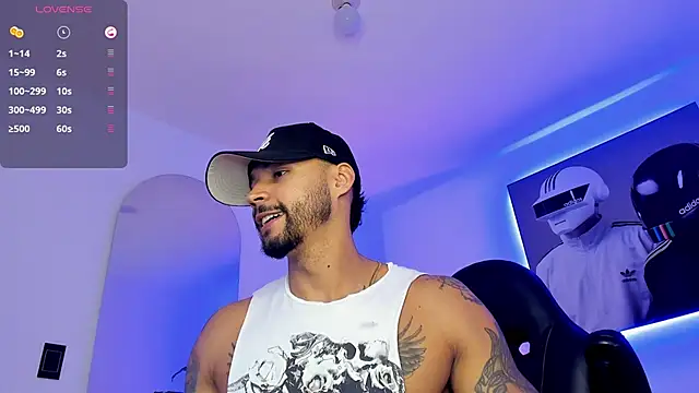 Snapshot of NikoHank_ chatting on 03/28/26, 06:13 NikoHank online show from 03/28/26, 06:13