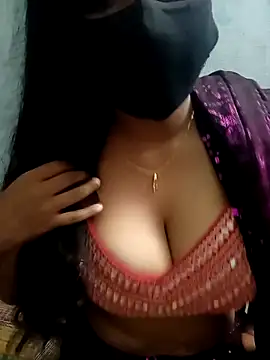 Snapshot of ramyatamilhot chatting on 04/08/26, 05:02 ramyatamilhot online show from 04/08/26, 05:02