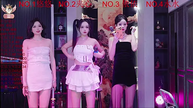 Snapshot of 98K_001 chatting on 03/26/26, 12:00 98K 001 online show from 03/26/26, 12:00