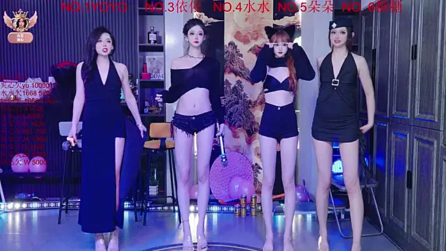 Snapshot of 98K_001 chatting on 04/14/26, 10:10 98K 001 online show from 04/14/26, 10:10