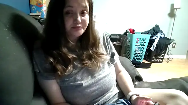 Snapshot of highimmaryjane chatting on 03/10/26, 01:32 highimmaryjane online show from 03/10/26, 01:32