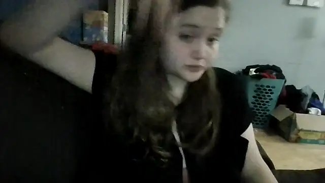 Snapshot of highimmaryjane chatting on 03/11/26, 02:06 highimmaryjane online show from 03/11/26, 02:06