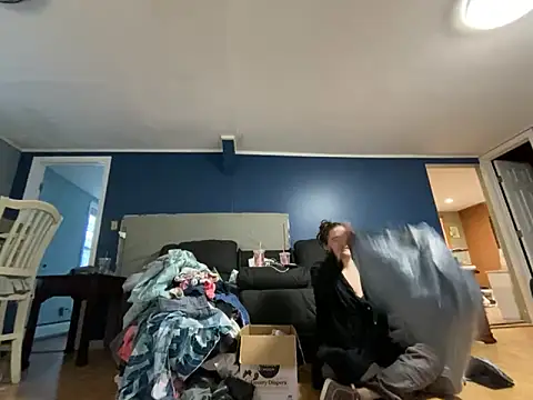 Snapshot of highimmaryjane chatting on 04/01/26, 11:44 highimmaryjane online show from 04/01/26, 11:44