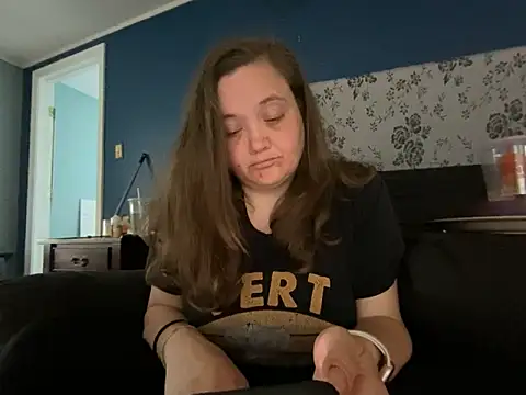 Snapshot of highimmaryjane chatting on 04/26/26, 10:29 highimmaryjane online show from 04/26/26, 10:29