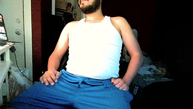 Snapshot of curly_rico chatting on 04/07/26, 08:04 curly rico online show from 04/07/26, 08:04