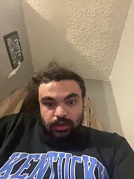 Snapshot of Tkendall77 chatting on 03/16/26, 06:28 Tkendall77 online show from 03/16/26, 06:28