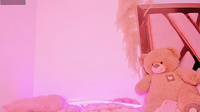 Snapshot of thamii_campanitaa chatting on 05/02/26, 12:37 thamii campanitaa online show from 05/02/26, 12:37