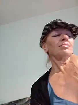 ViktoriaSexi1 online show from 04/10/26, 05:28