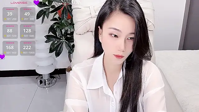 Snapshot of 7TwTol6 chatting on 03/27/26, 10:04 7TwTol6 online show from 03/27/26, 10:04