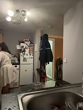 Snapshot of CurvyCatx chatting on 04/09/26, 08:03 CurvyCatx online show from 04/09/26, 08:03