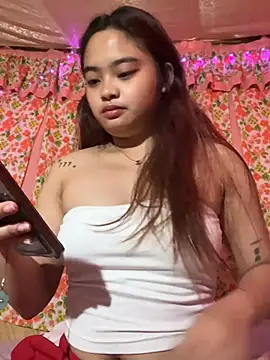 Snapshot of Creampie0516 chatting on 04/19/26, 11:18 Creampie0516 online show from 04/19/26, 11:18